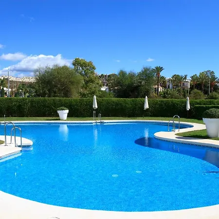 Apartamento Golf Hills Estepona