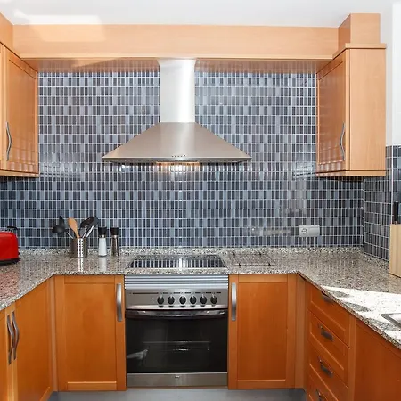 Apartment Golf Hills *