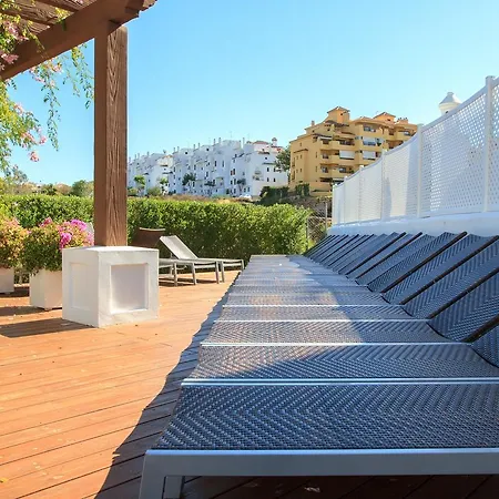 Golf Hills Apartamento